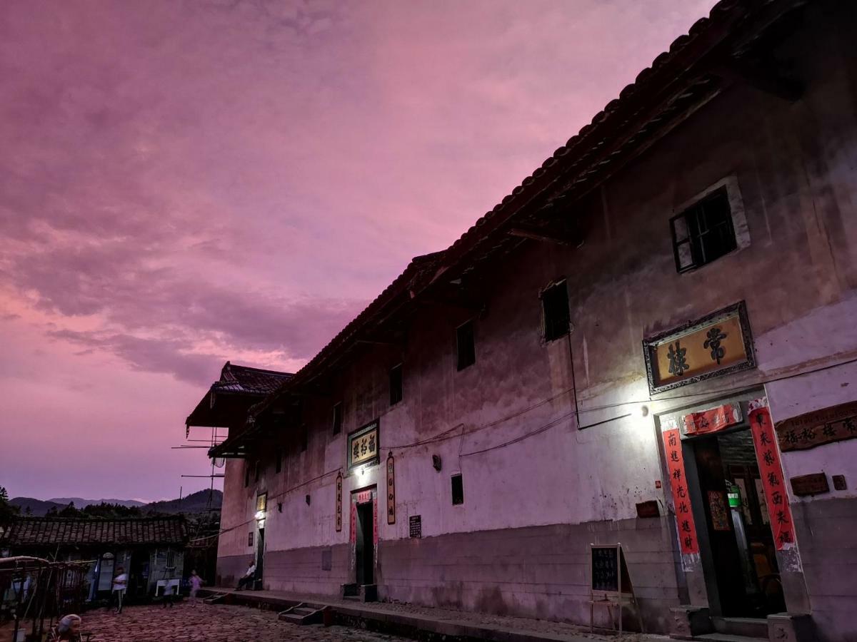 Tulou Fuyulou Changdi Inn Yongding Exteriör bild