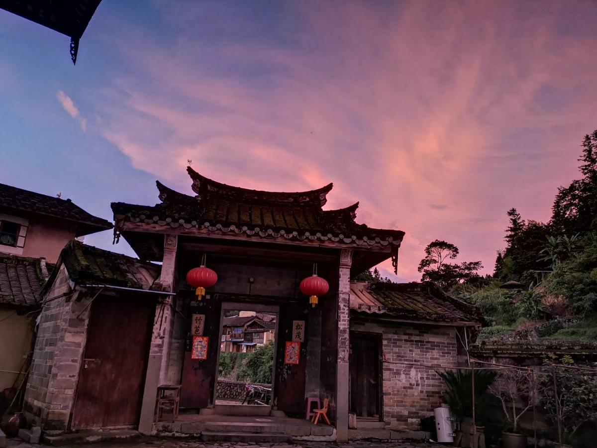 Tulou Fuyulou Changdi Inn Yongding Exteriör bild